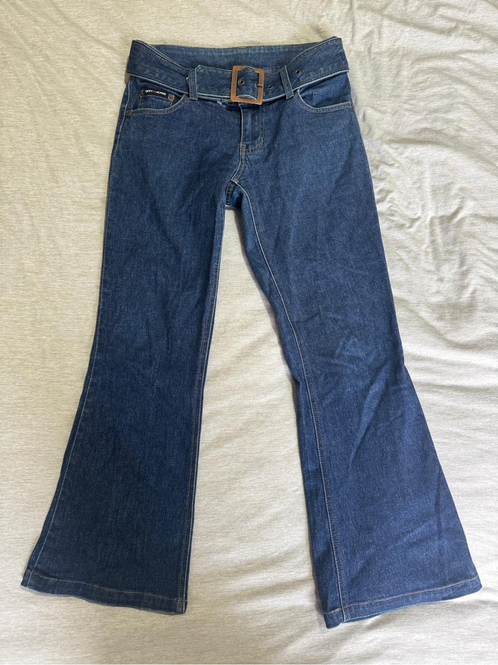 DKNY Y2K Low Rise Flare Jeans Dark Wash Denim Belt 29” Waist Size 3